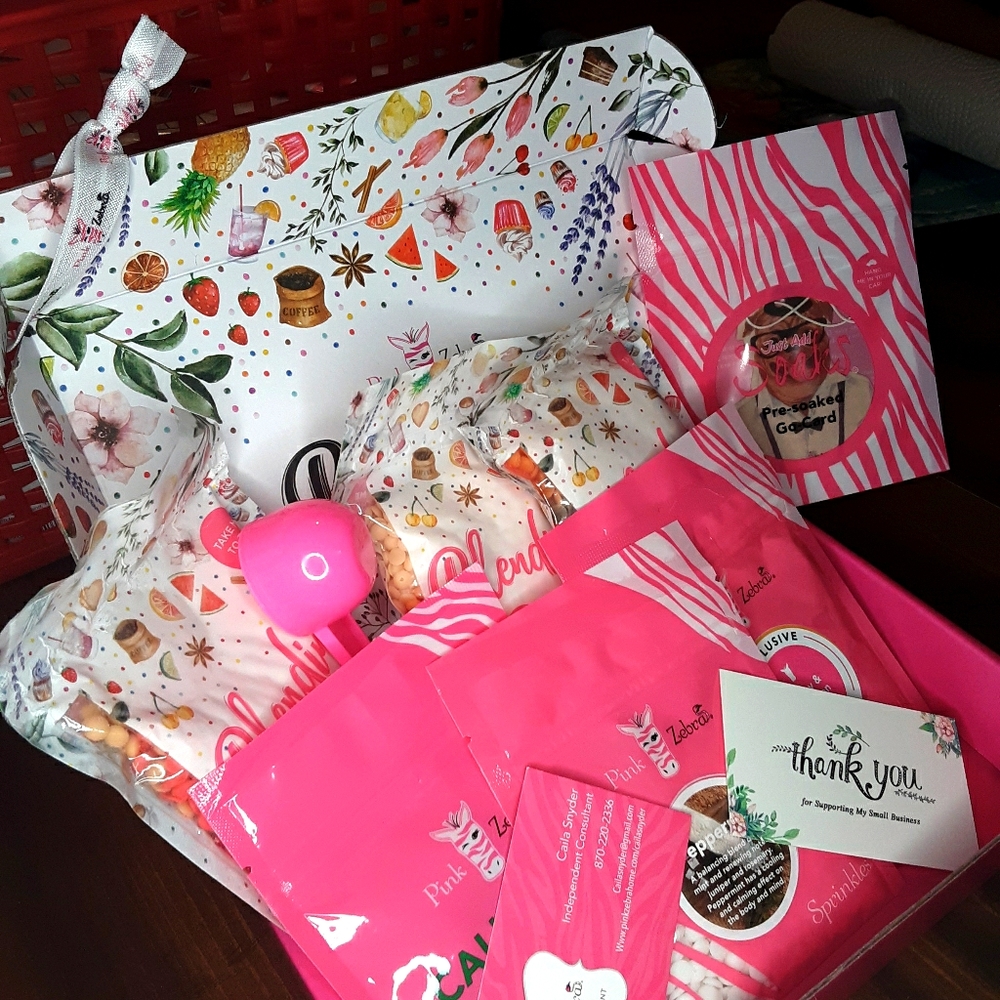 Pink Zebra Bash Box (Full)